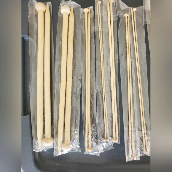 🛍️BUNDLE ONLY ITEM🛍️ Wood Knitting Needles Lot - Picture 2 of 5